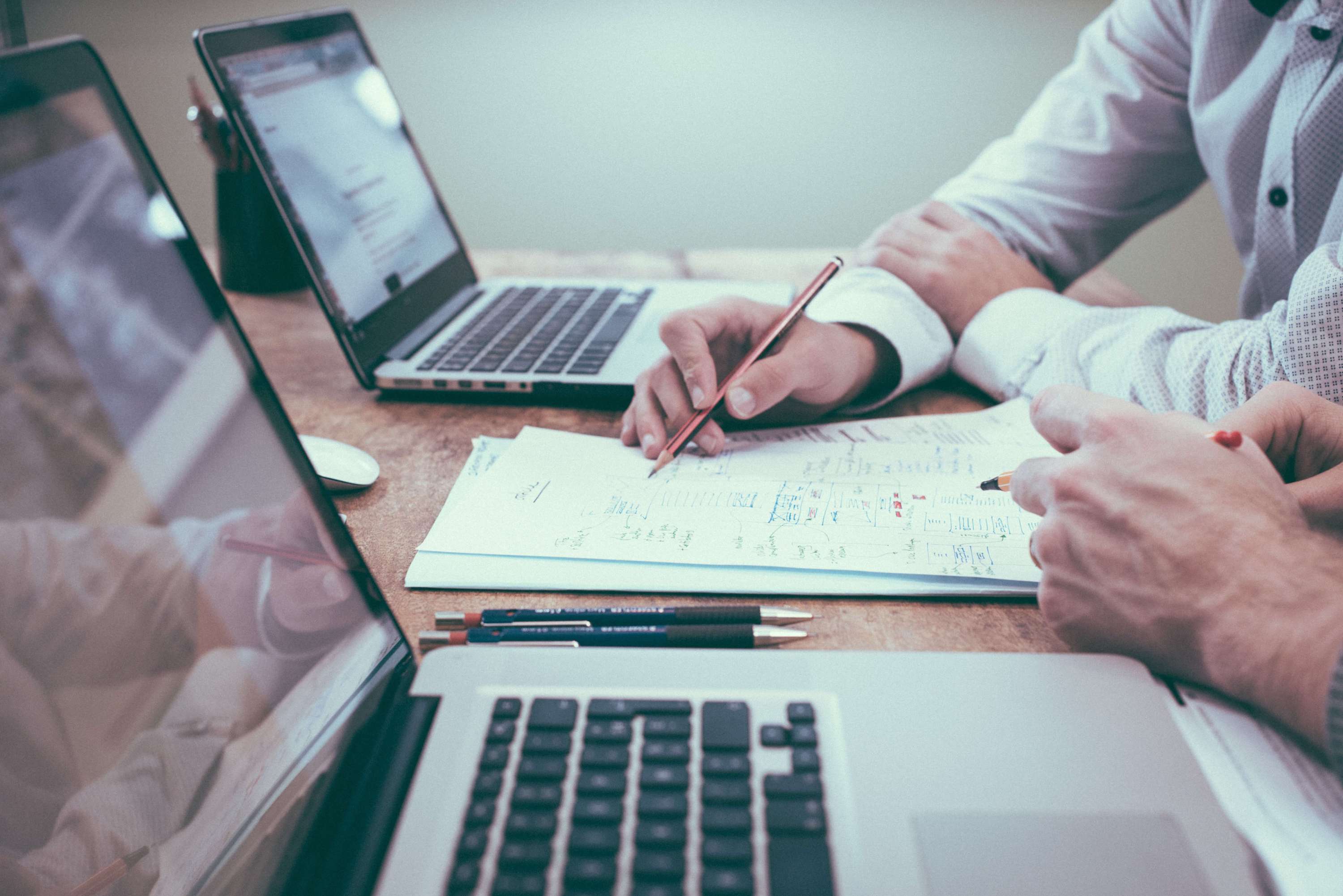 best ways to stay healthy at work