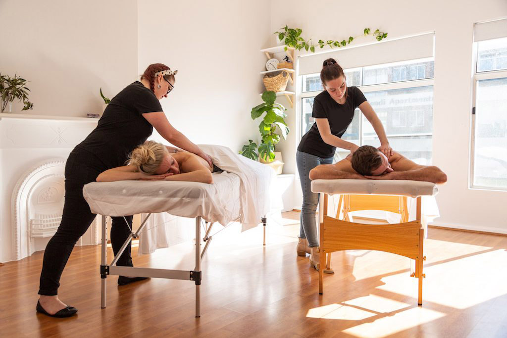 couples massage