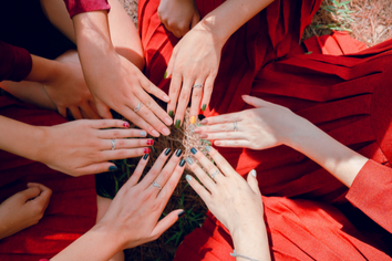 Mini-Mani Nail Bar