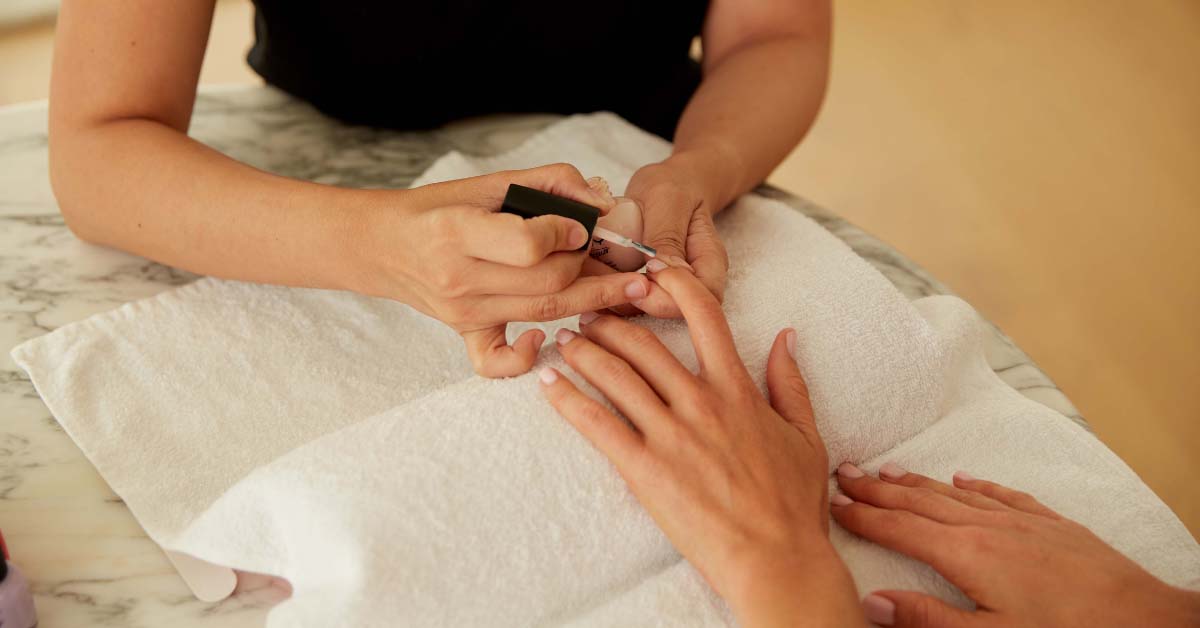 nails near me