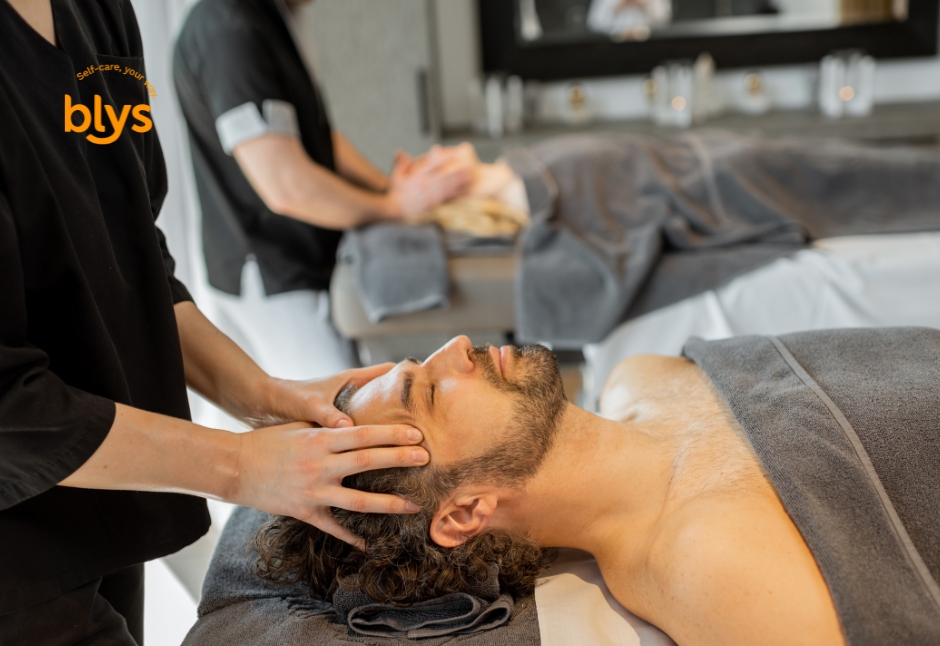 Feature Image How Couples Massage Work