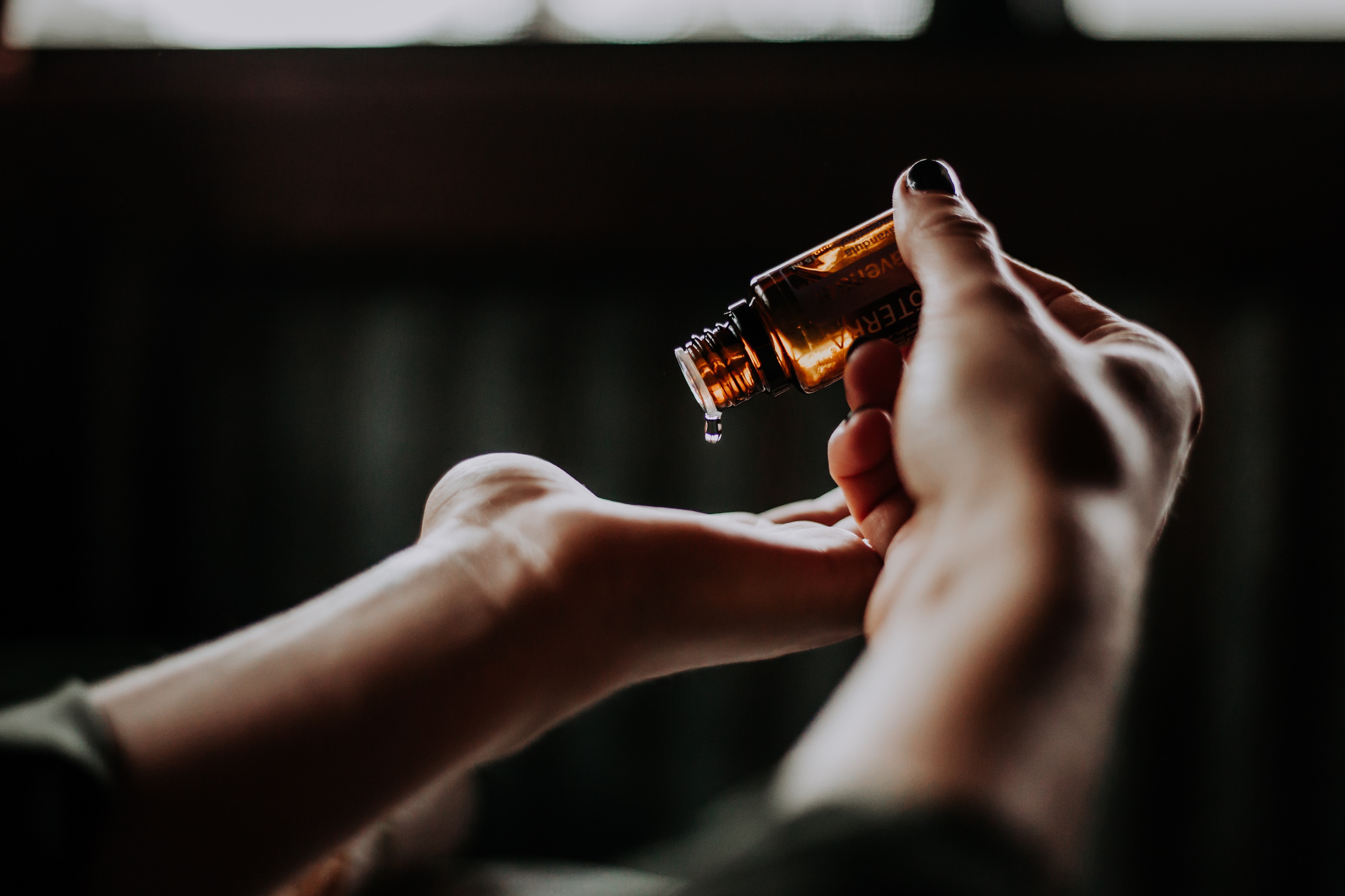 aromatherapy essential oil massage