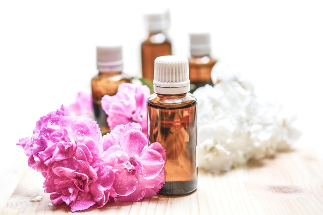 Aromatherapy 101: An Extensive Guide for Massage Therapists