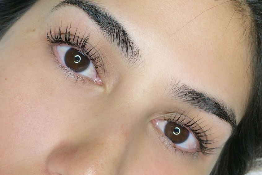 Eyelash lift