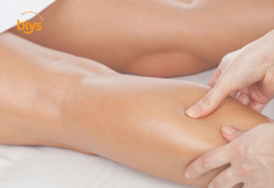 lymphatic drainage massage on legs