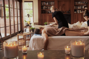 couples massage at home 1