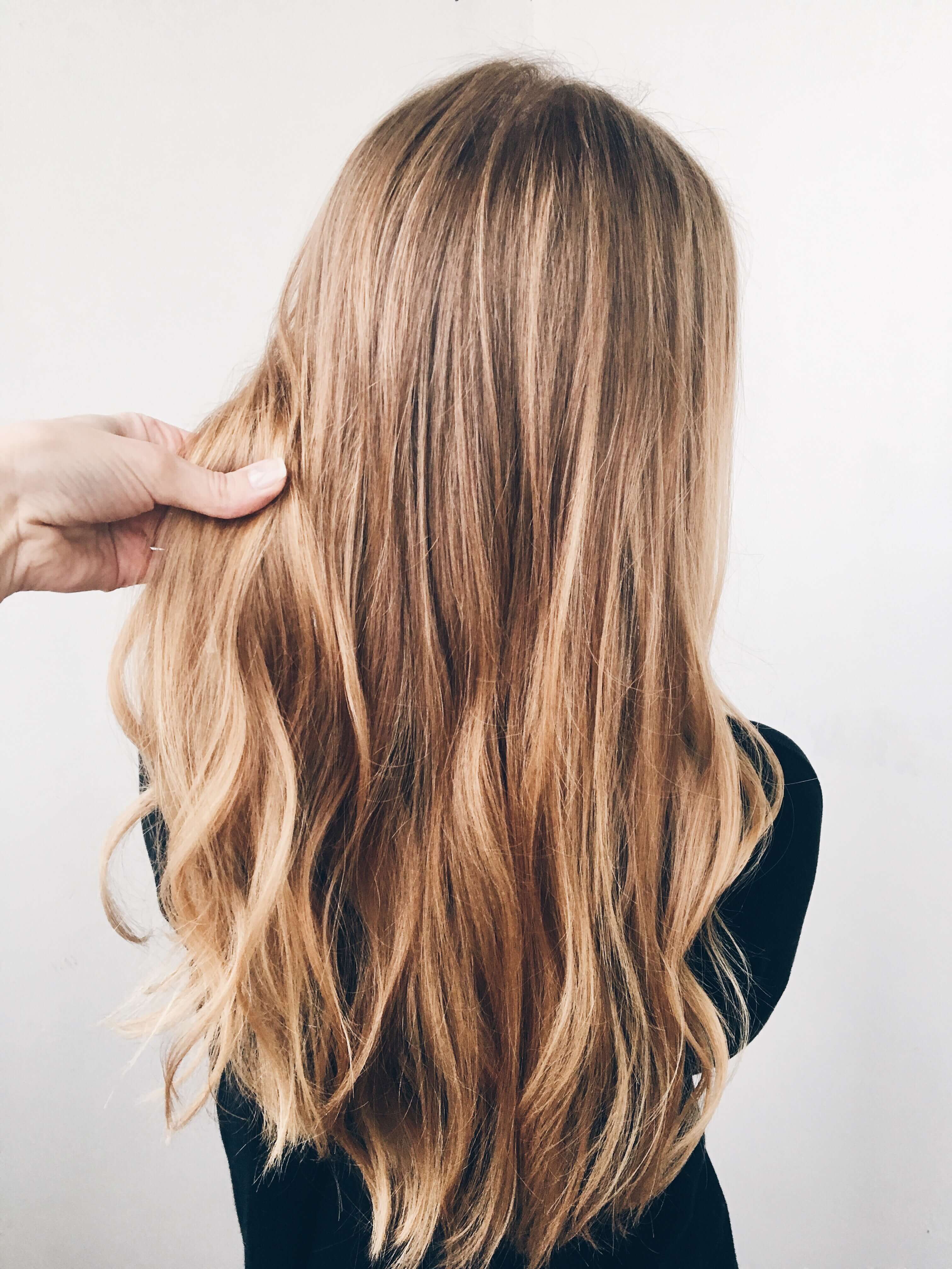 mobile hair stylist booked through blys