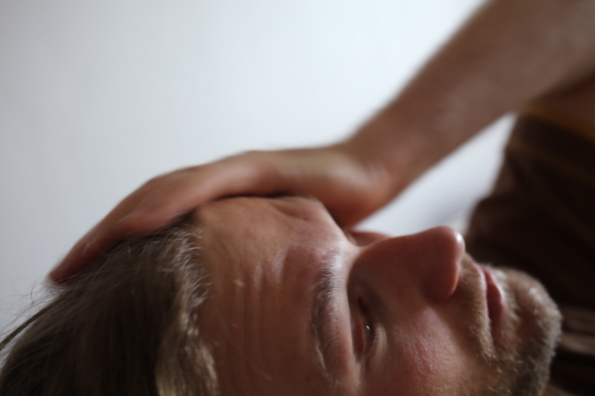 Head Massage Benefits for Headaches, Migraine, Stress, More