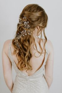 Bride wearing a half-up half-down hairstyle