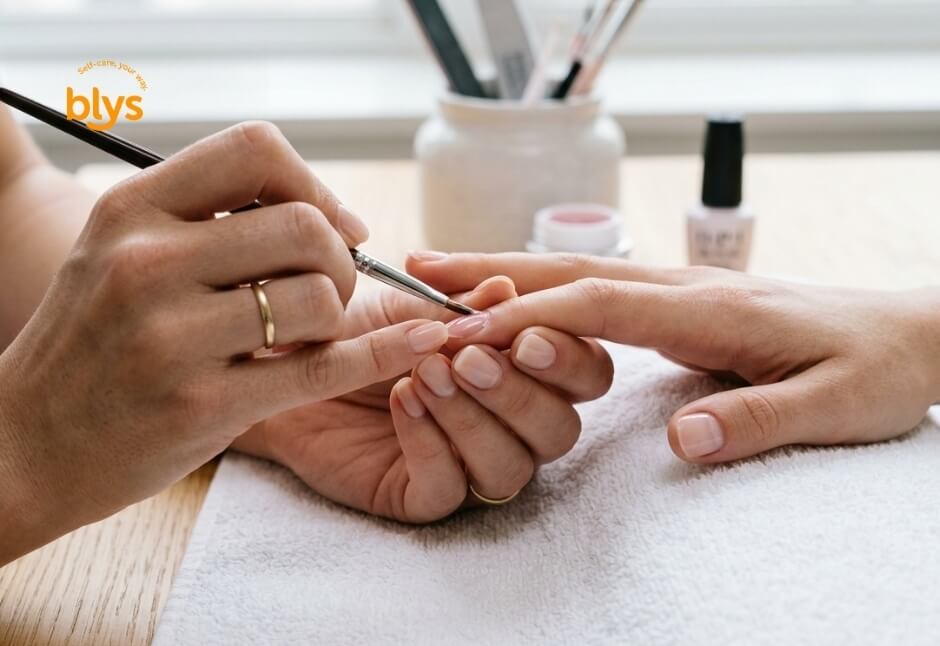 nail-technician-specializations